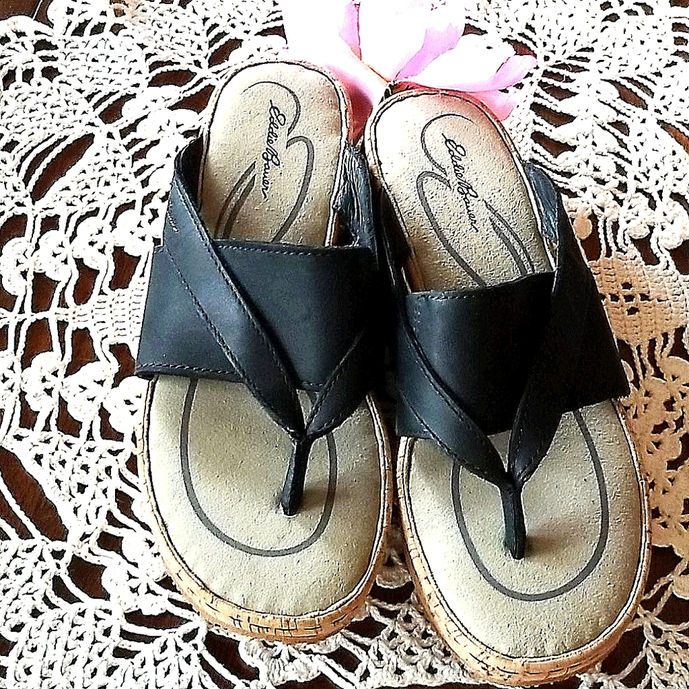 Eddie Bauer PLATFORM SANDALS WITH TOE POST